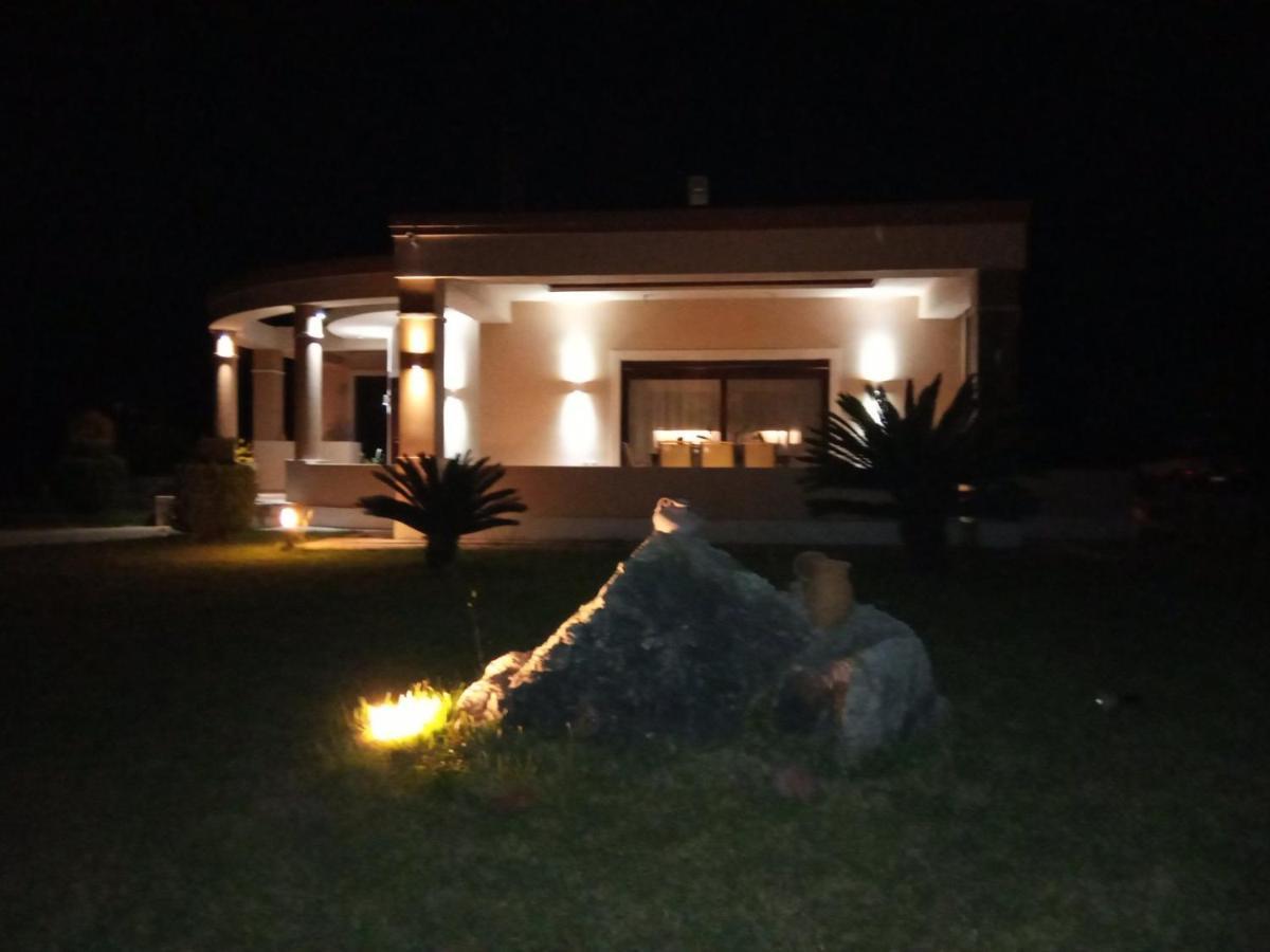 Kos Villa - Family Comfort With Large Garden, Jacuzzi Exterior photo