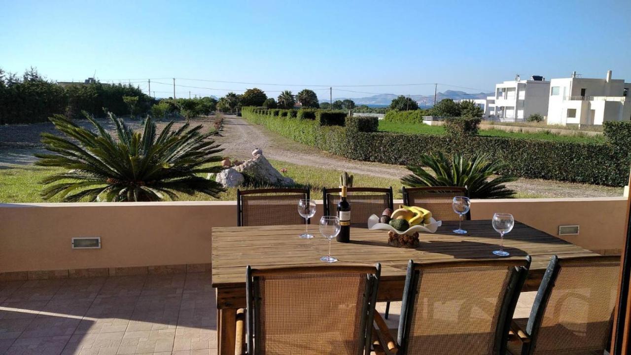 Kos Villa - Family Comfort With Large Garden, Jacuzzi Exterior photo